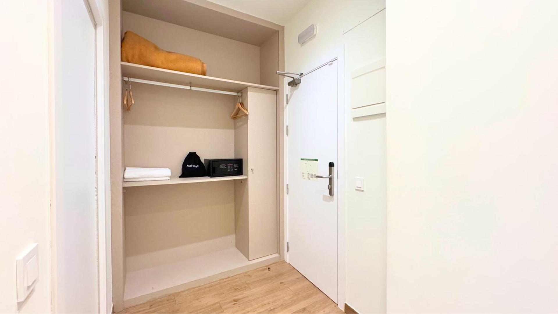 Apartamentos Centro Jardines Madrid Exterior foto
